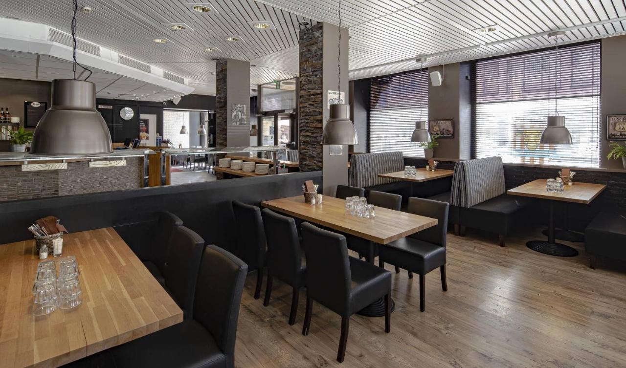 Hotel Seurahuone Riihimaeki Eksteriør billede